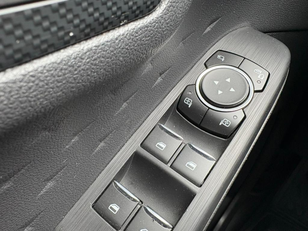 Ford Kuga ST-LINE X 2.0Ecoblue – Foto 17