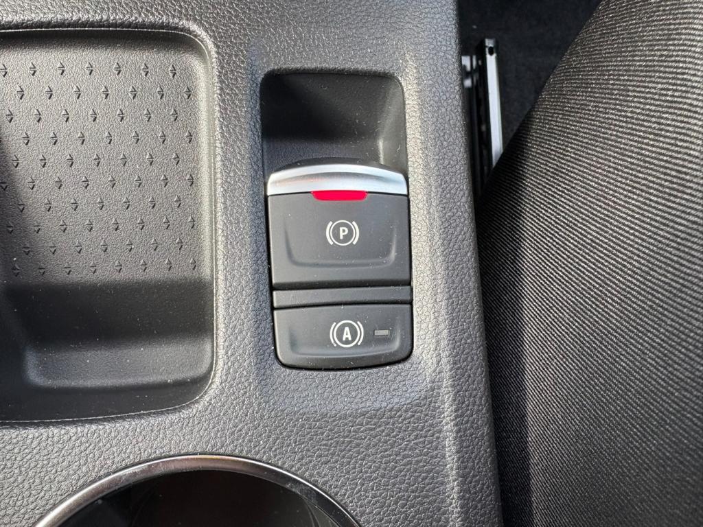 Mitsubishi Grandis 1,8 HEV Invite C AT 26 – Foto 8